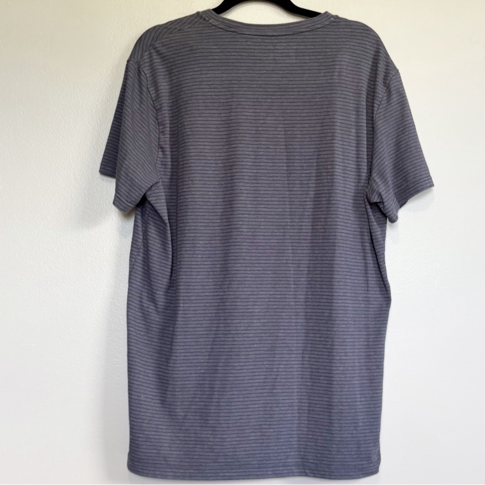 Columbia Short Sleeve Tee Casual Fit Navy Blue Men’s Size Large - Picture 2 of 6